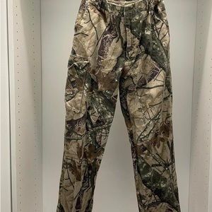 Camo pants